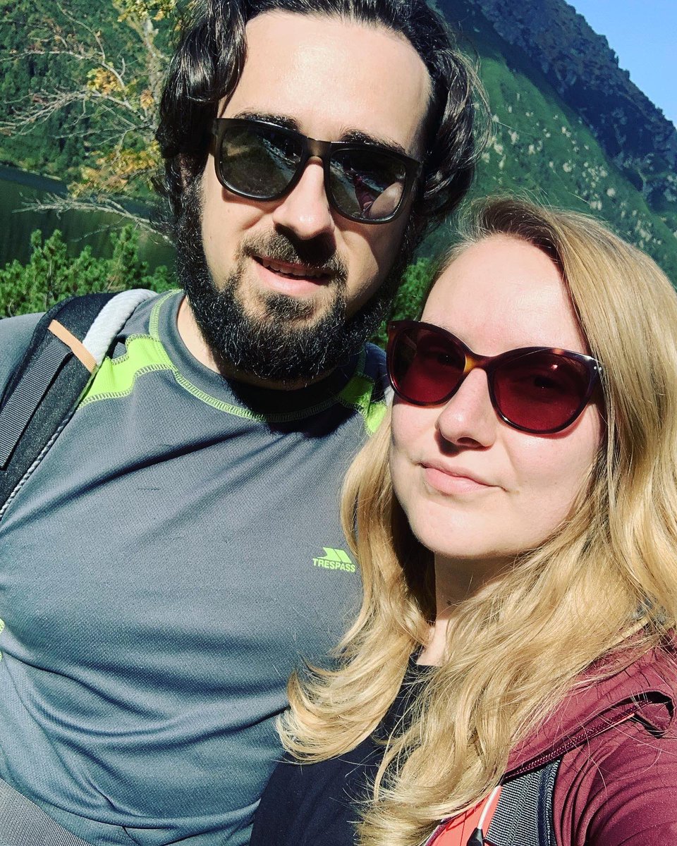 Hulstore's tweet photo. Yesterday was insanely beautiful 🥾🖤 now to overcome the ache today, because we’re going to hunt another beautiful walk down! #hikingholiday #hikingadventures #morskieoko #wysokietarty #beautiful https://t.co/qPN83lBew0