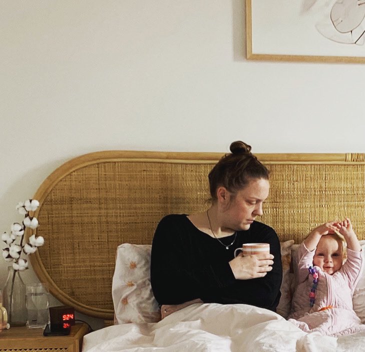 LauraChipp's tweet photo. #nationaldaughtersday #myworld #simplethingsareeverything #smilinginside #cutiepatootie #ScarlettBlakeChipp #motherslife #LoveEveryMoment🧚🏻‍♀️💕🍀🐛

Note: so much love to all of those on the longer &amp; harder path to getting their little one to arrive xxx https://t.co/X3EmcwAeuZ