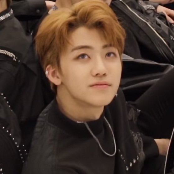thereisjaemin's tweet photo. โอ่ย หล่อเกิ้น https://t.co/v3p8eexID8