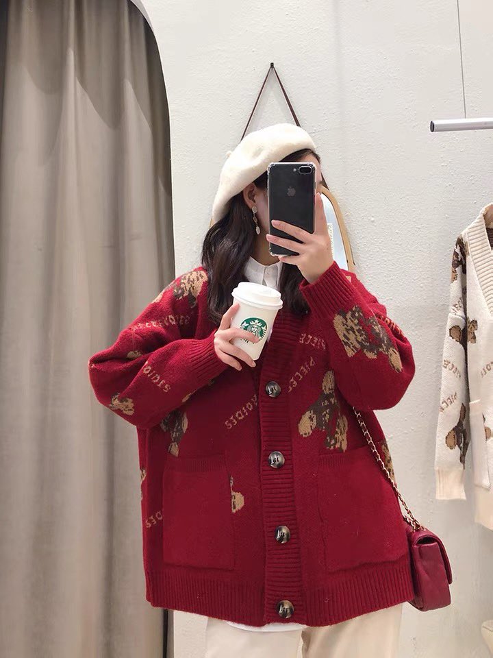 Sunsetdayoff's tweet photo. ลดเหลือตัวละ 120 👀🧸

ร้านจัดโปรลดราคาเกือบ 80% เลย
รีบจองโลด ก่อนจะหมดคับ !!!
อกประมาณ 45” (เบจ/ดำ/แดง)

💌ค่าส่งเหมา ๆ  40 flash/j&amp;T https://t.co/MuqgUNGkYG