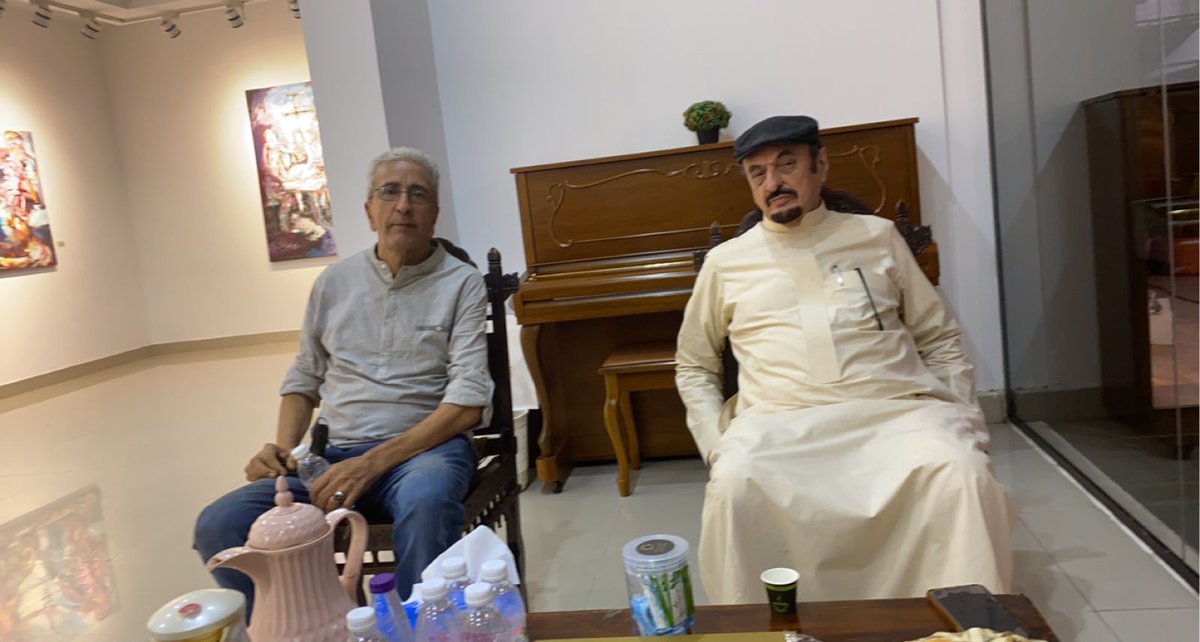 الاستاد عبدالله أدريس . والأستاذ محمد الشهدي بمعرض جواهر النساء