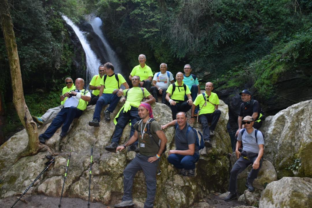 GiupyCarrino's tweet photo. In Compagnia del Fantastico Gruppo D'Escursionisti di San Marco in Lamis (FG) #Trekking #Hiking #Nature #Natura #Verde #Together #Happy #Sympathy #Beautiful #Simpatia #Molise #Italy #Escursionismo #MoliseTurismo #Italia #GuidaAmbientaleEscursionistica #Turismo @MoliseInAction https://t.co/Deb9EmV0Bc