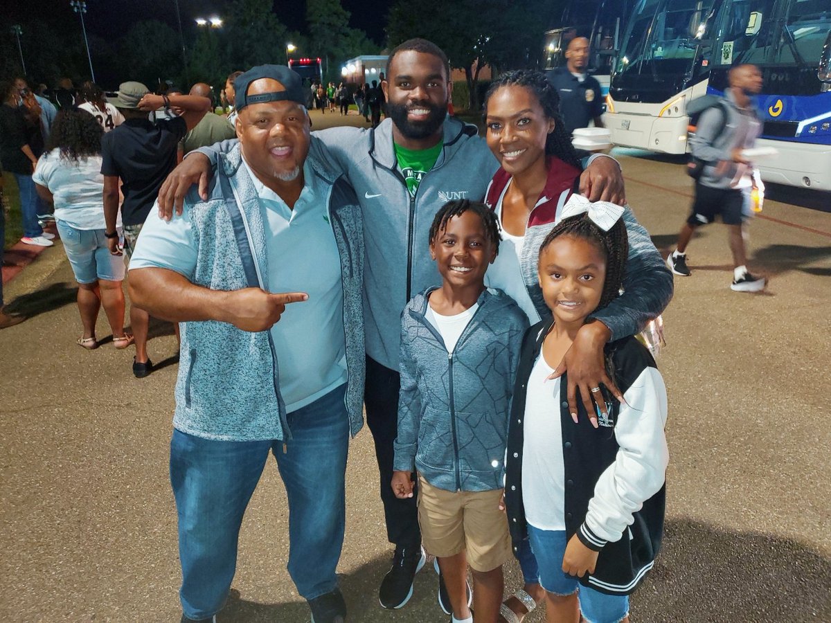 TravelQueenFun's tweet photo. 268 miles + 5.28 hours = a mothers dedicated support!!! I'll do whatever it takes @TyraeThornton  #GMG #keepyourfaith #GODsPLAN https://t.co/IeXLuXrOLc
