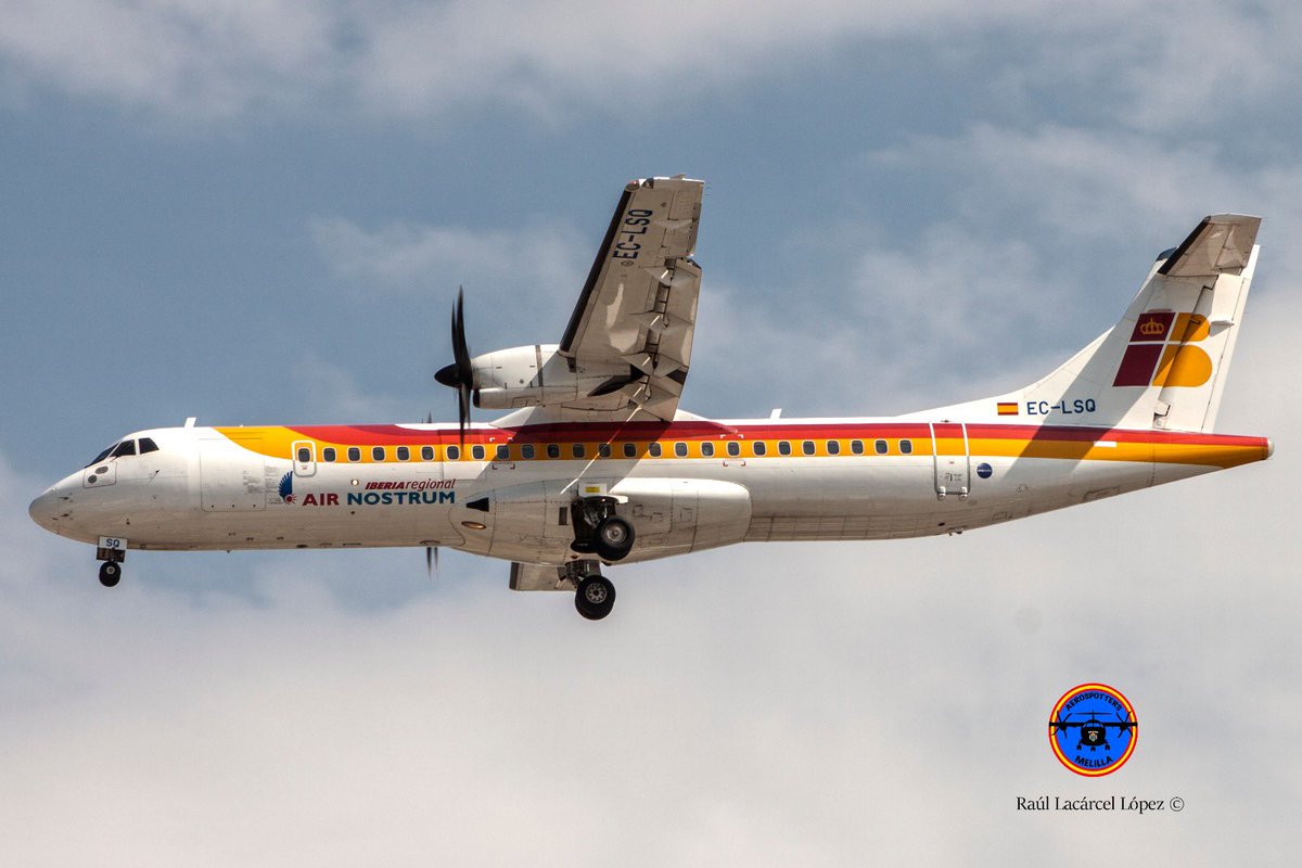 SpottersMelilla's tweet photo. Ayer conseguimos fotografiar al EC-LSQ de @AirNostrumLAM en las dos orillas del Mar de Alborán. En la 1era foto lo vemos en la corta final a #MálagaAGP y en la 2da, carreteando hacia la cabecera de la #rw33 de #MelillaMLN
.
.
Foto📸: Raúl Lacárcel
Foto📸: Juan P. Romero https://t.co/LdAg4PtJI1