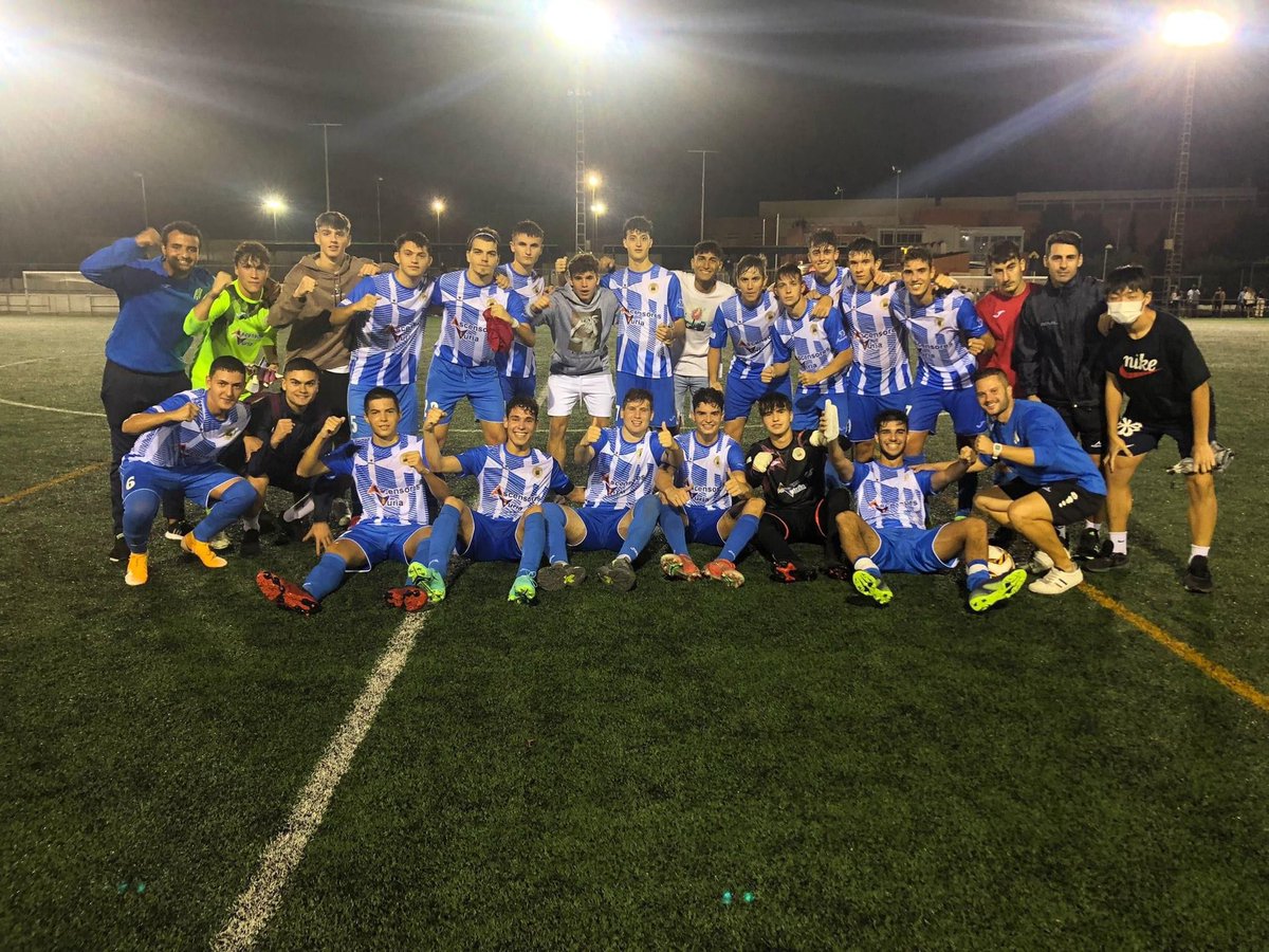 Juliogf_2003's tweet photo. Los primeros 3 puntos siempre saben a gloria. Vamos chavales!!!! https://t.co/lemLrtFGnF