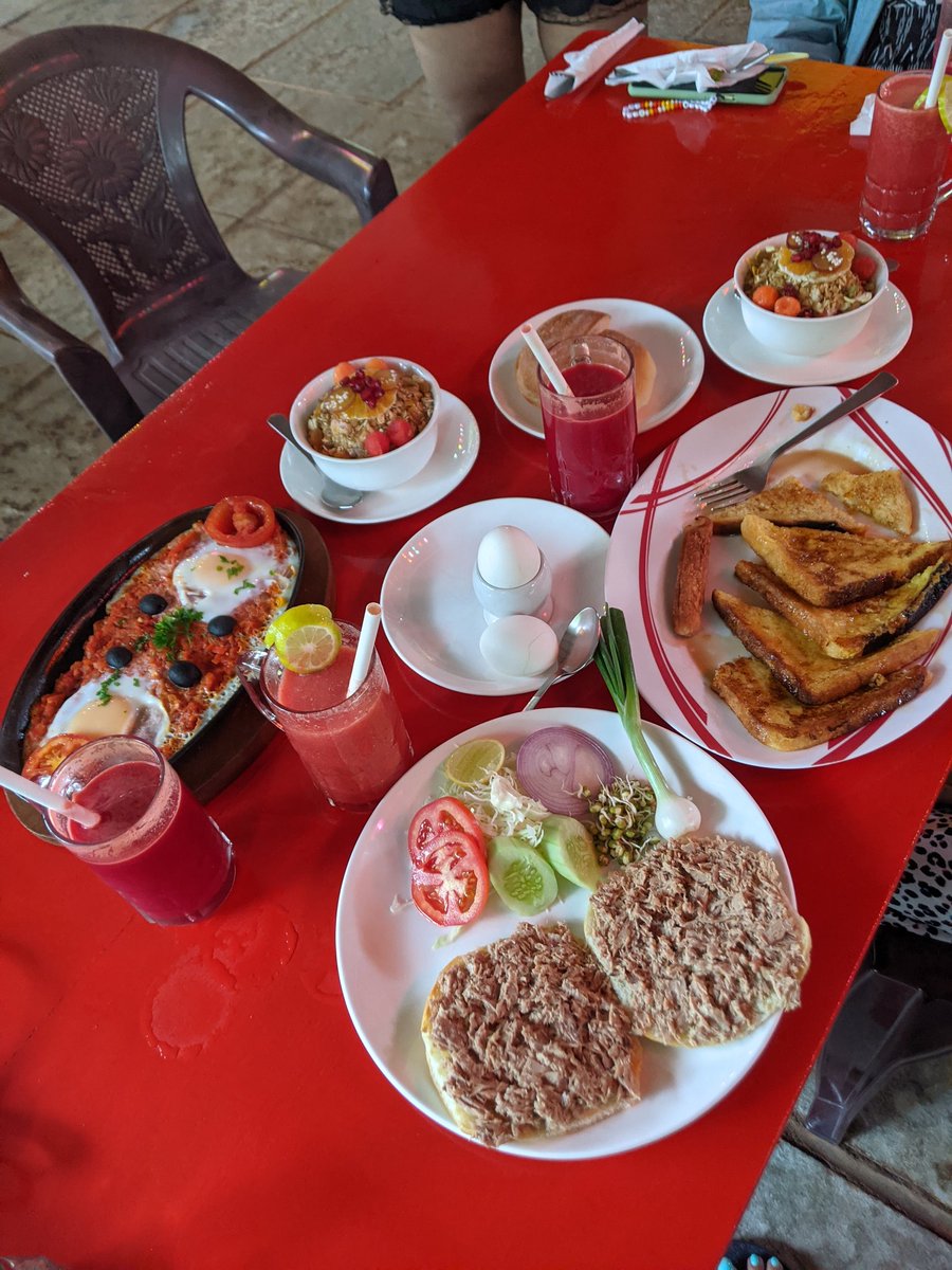 NafisaJoseph's tweet photo. #OrangeBoom #Anjuna must visit for breakfast ❤️❤️ https://t.co/admqYGRrua
