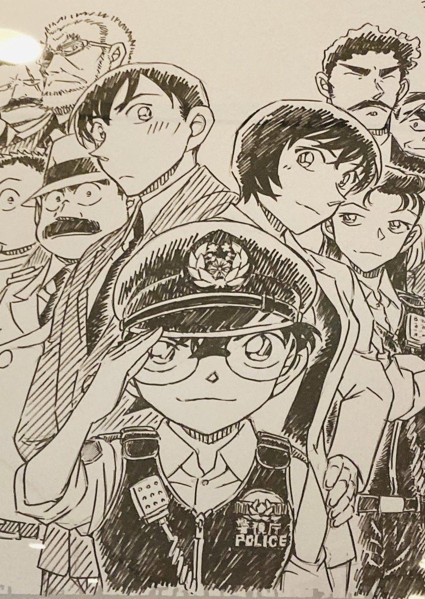 コナンカフェの警察官大集合の青山先生原画!!頑張って綺麗めに撮ったの左右とどセンター高佐!! 