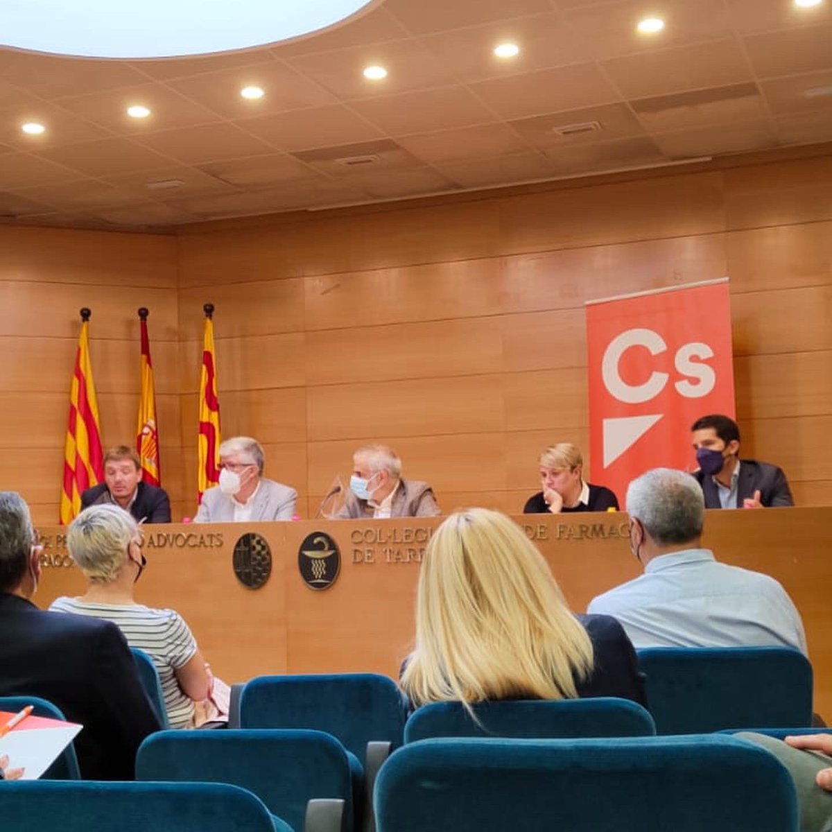 CsTorredembarra's tweet photo. Cs #Torredembarra presente en la reunión del comité autonómico con asistencia de los coordinadores locales. https://t.co/4wGLB9xCCk
