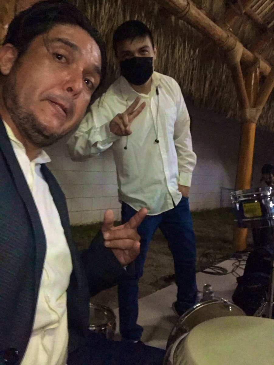 Vimalijo's tweet photo. Sección rítmica de esta noche! #Salsa #SonCubano #Percus https://t.co/pcOB2yFon2