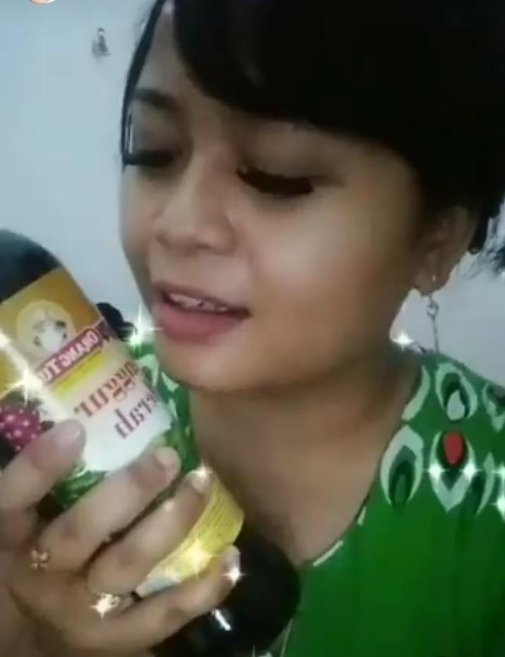 Els61583934's tweet photo. Knp di era skrg...oknum pemudi gemar pamer beginian ya.. 🙄 https://t.co/HksYSoUtS3