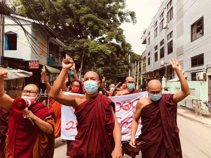 Despite the presence of junta massive forces, Mandalay Sangha Union strike is continued to protest against the military dictatorship. 

#FreezePaymentsToJunta
#Sep26Coup
#WhatsHappeningInMyanmar