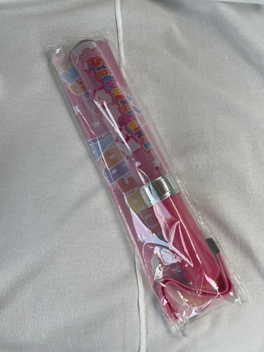 moamy_01's tweet photo. すとぷり ペンライトのお譲り先探しております

譲 画像の物

求 買取 

商品名をご記載の上DM、またはリプください🙇🏻‍♀️〰️

すとぷり グッズ 無限回収 有限回収 莉犬 ころん さとみ るぅと ななもり
ジェル 交換 譲渡 買取 求 譲 痛バ https://t.co/X66nSne2n0