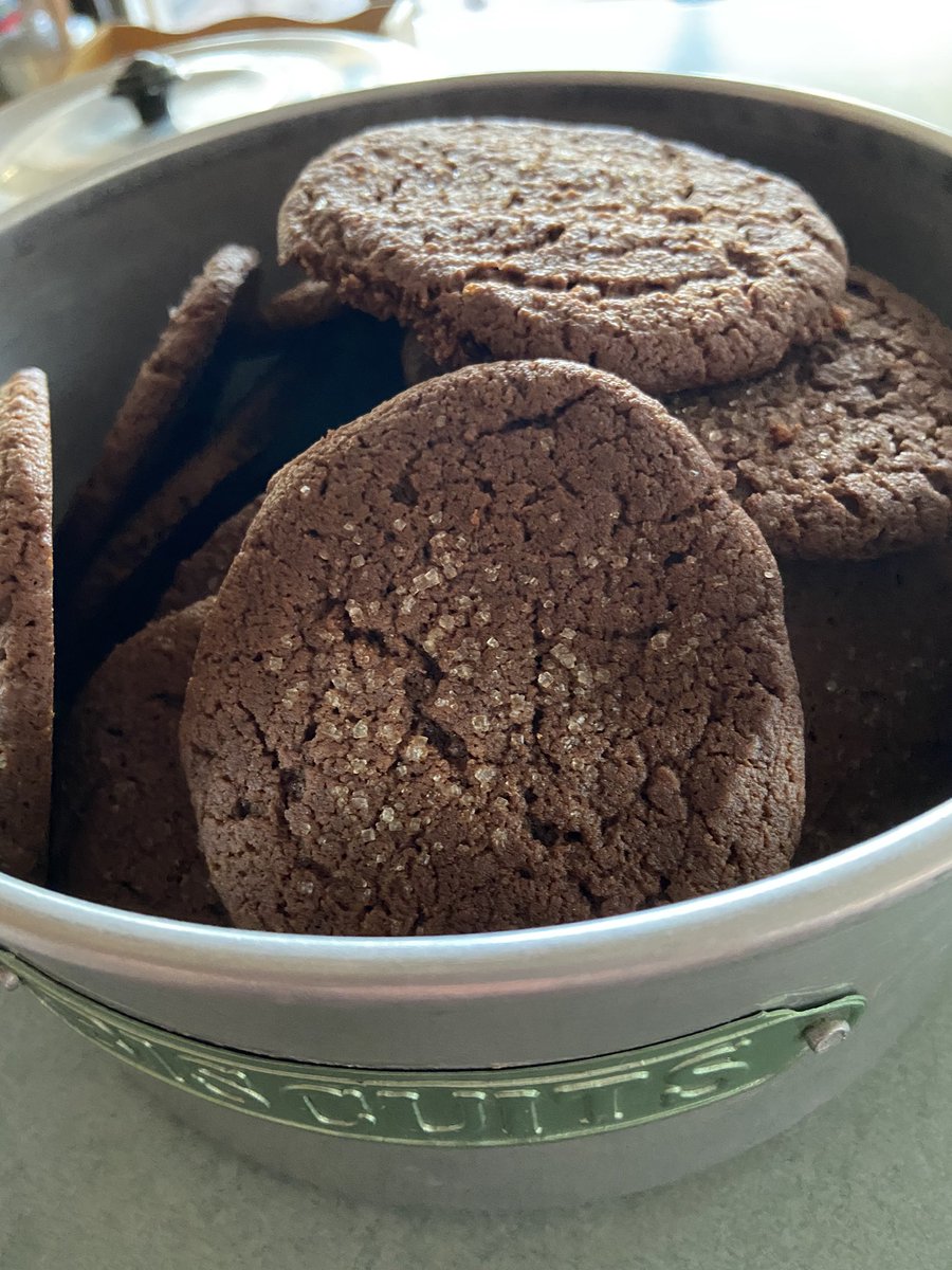 Samantha tweet media