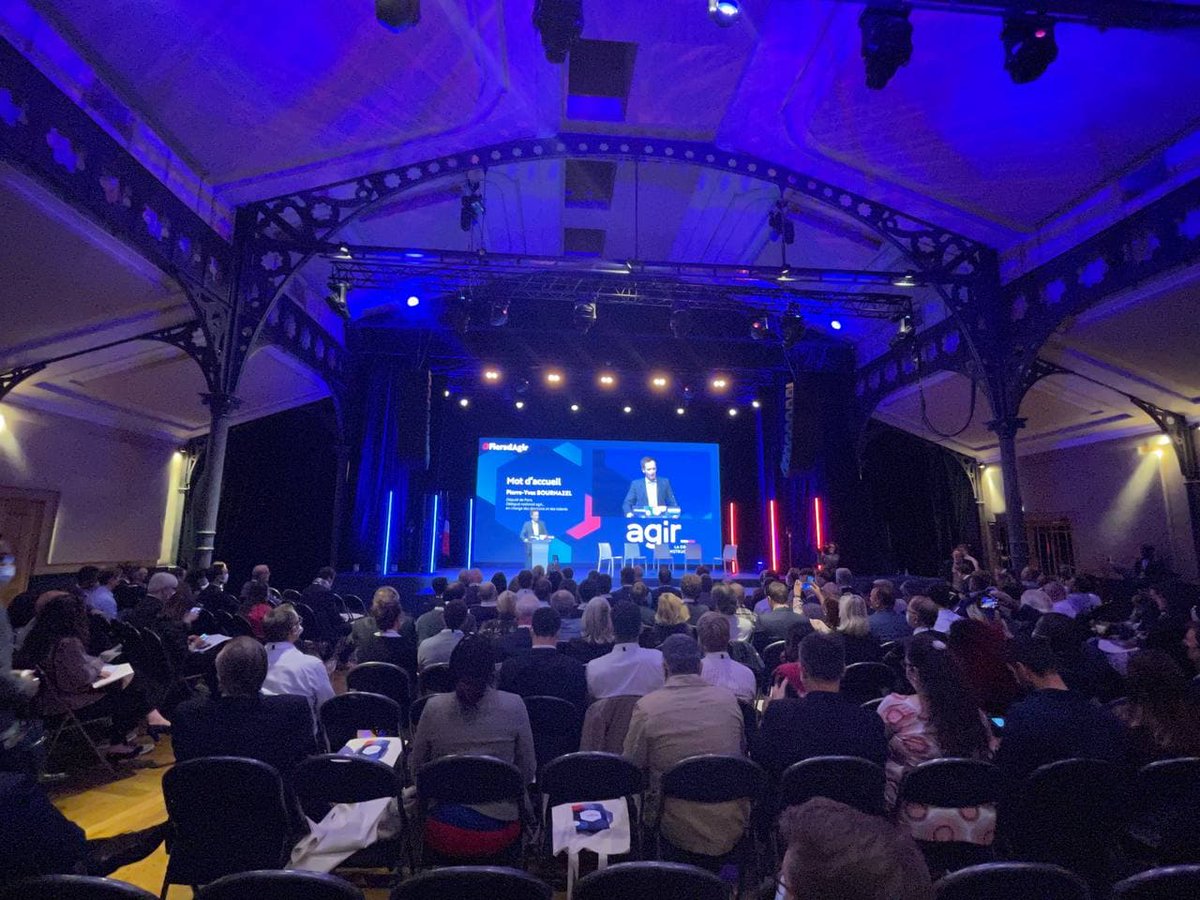agir_officiel's tweet photo. .@pybournazel, député 18ème arrondissement et membre de notre comité national d'action, nous accueille dans sa circonscription et ouvre le #congresagir #fiersdagir https://t.co/gQWTiNLsdj