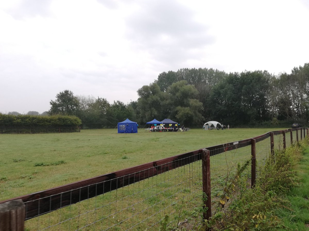 QuiteLikeChris's tweet photo. Made it! And I think... I'm early? 7/n #run4act #GrantchesterCharityRun https://t.co/uasxNuvEId