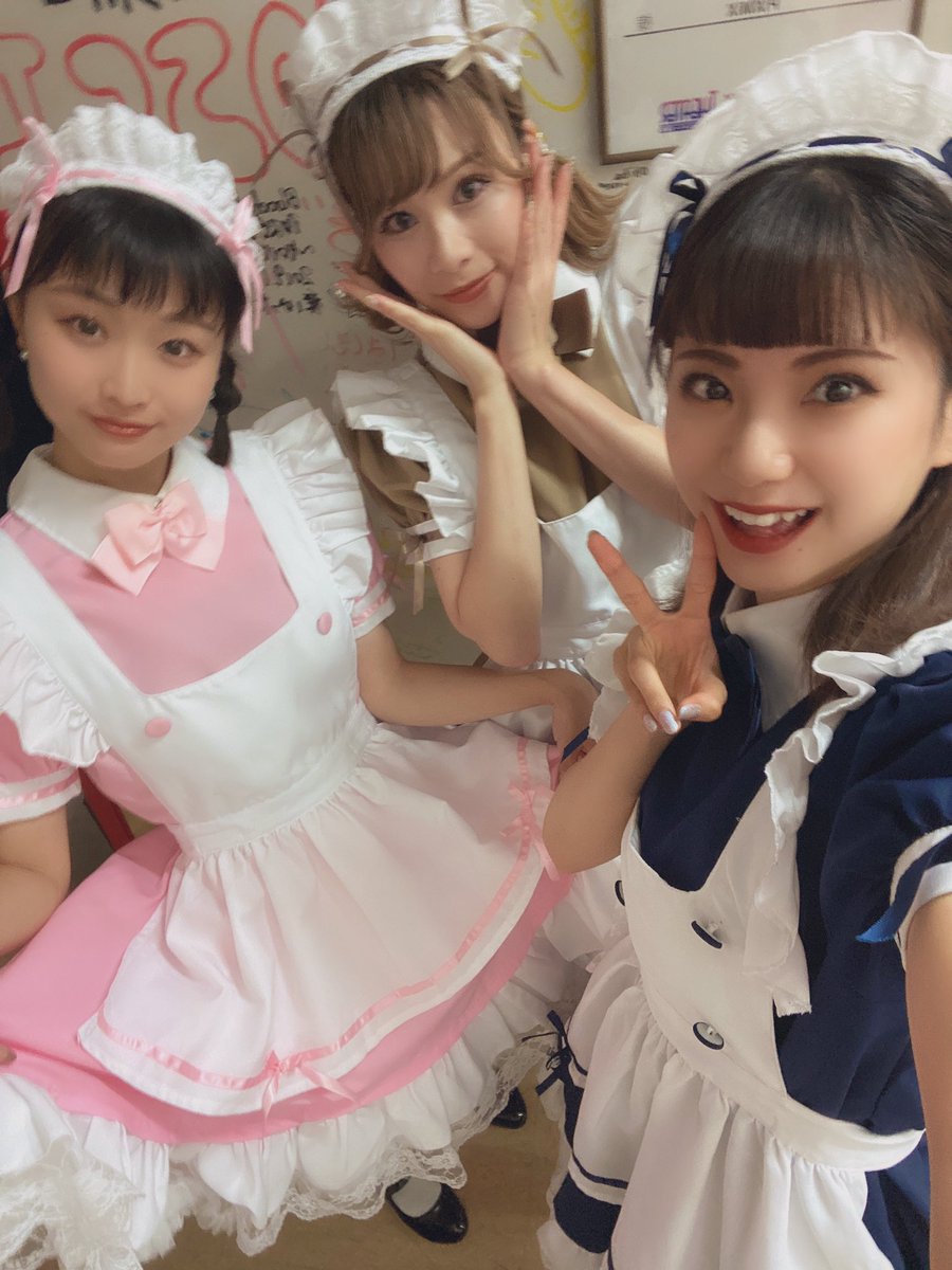 日曜日もハロウィンデビュー🎃
早着替えが今まで以上に早着替えで毎回ドキドキする…😶‍🌫️
けど毎週衣装変えられるの楽しいな〜
本日もありがとうございました🤍
ネイビーメイド好評だったっ✌︎