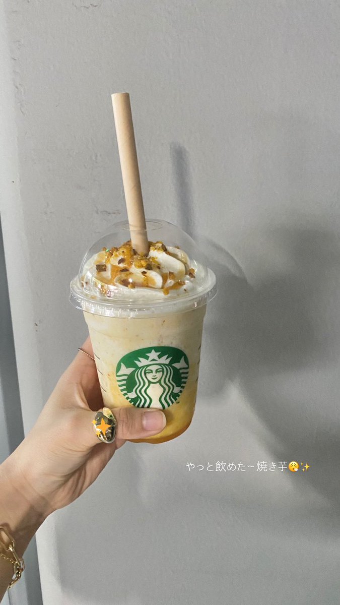 PUPPY__00's tweet photo. 念願〜❕スタバの焼き芋フラペとスイートポテトシフォンケーキ😮‍💨 https://t.co/AFAwQmWUjR