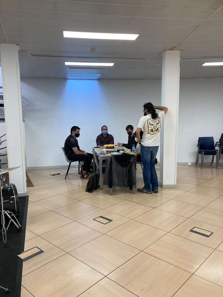 factoriadelrol's tweet photo. Ayer celebramos las II Jornadas de Ocio Alternativo en el CJ Carabanchel Alto. El ReV de los Villanos de Batman y las partidas de mesa fueron un éxito. Poco a poco normalizamos las actividades presenciales.
#centrosjuvenilesmadrid #ocioalternativo #Batman #starwars #zcorp https://t.co/fwBwN4nAKo