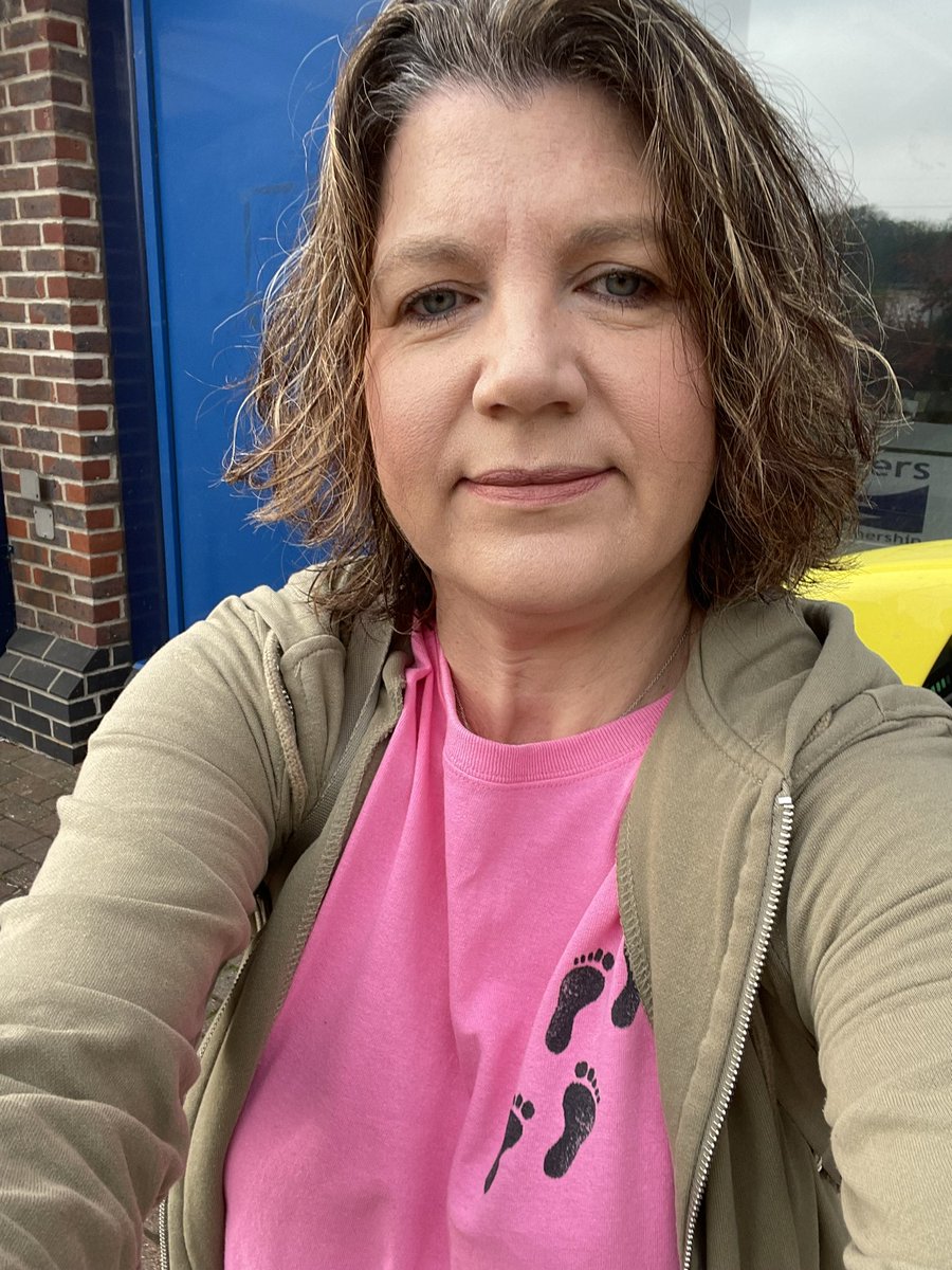 vjhavercroft's tweet photo. All set to Walk the Test Way with @tammidoll to raise money for Blood Cancers UK. Itβs not too late to sponsor us https://t.co/FpuseyqEjE #walkthetestway https://t.co/kgSNc6WlM1