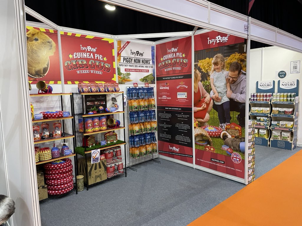 haypigs's tweet image. Let’s go! See you soon everyone! 🐹🎪❤️😘 @PATS_TELFORD #PATSTelford #pet #tradeshow #haypigs #guineapig #circus