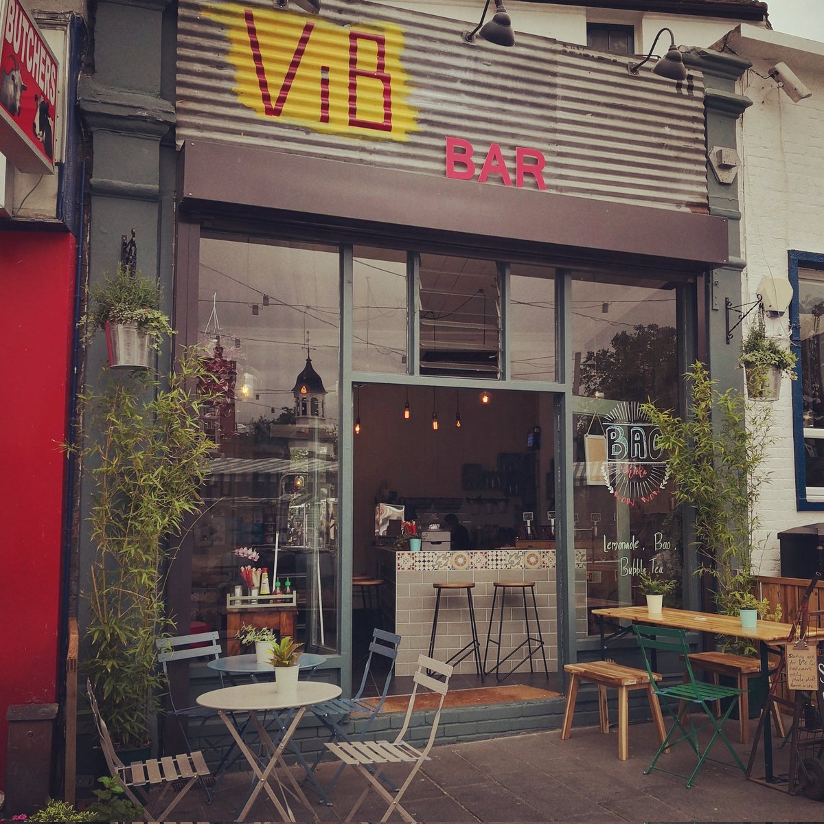 We are close for vital maintenance works. Will update when we will be able to open again. Thank you all.