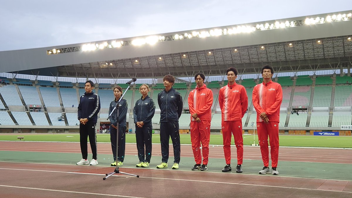 Getsuriku's tweet photo. 現役引退を表明したみなさんのセレモニーが執り行われました！
#全日本実業団 https://t.co/vW8SPHgUcY