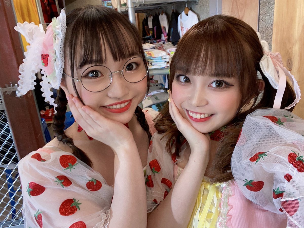 saMiichan's tweet photo. Je voulais rassembler en un tweet mes oshis absolues 💚

AKB48 
Miichan &amp; Satopii

Strawberry Girls
Yui &amp; Yume

=Love 
Mirinya

Wasuta 
Nanase &amp; Hazuki https://t.co/JpxCMDEDP8