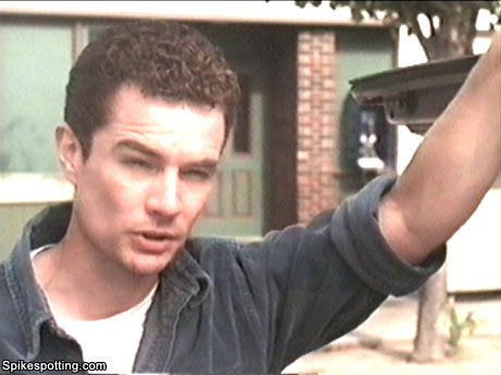 jamie_marsters's tweet photo. Pic of the Day: @JamesMarstersOf (& a *little* bit of forearm porn) in the movie Winding Roads 1999
#JamesMarsters #WindingRoads #ForearmPorn #EndOfHashtags https://t.co/2Nu24O2hoI