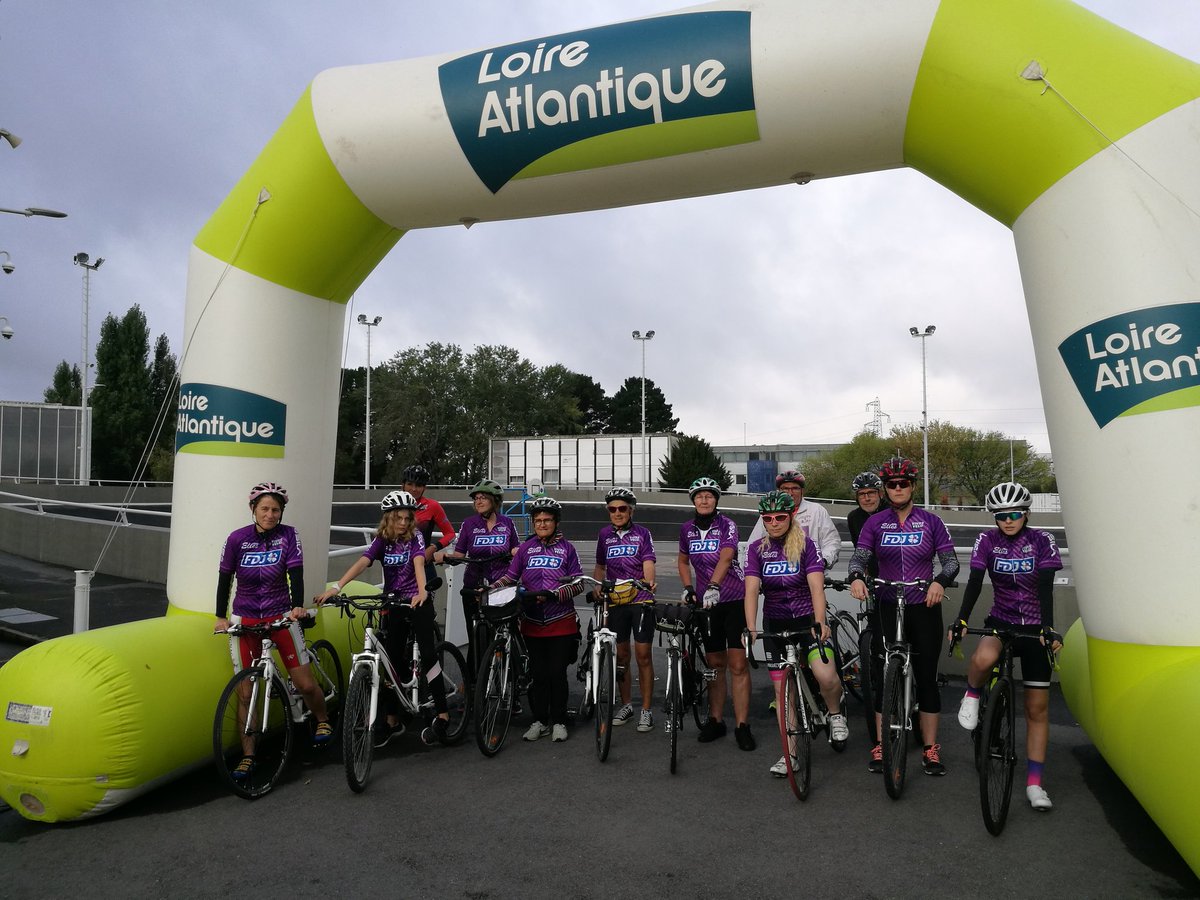 Team_ELLES's tweet photo. Sortie à destination des femmes ce matin avec notre projet de développement #duvelopourELLES.
15 et 30km au programme de cette matinée qui clôture ces 3 belles journées passées à Saint Sébastien sur Loire (44).
@loireatlantique @paysdelaloire #teamellesdeveloppement https://t.co/hREGeGYg1D