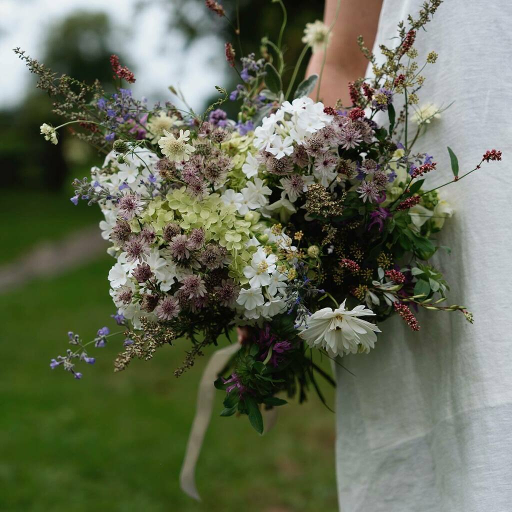 It’s been a while since I’ve posted so I thought I’d share a bouquet of our flowers grown here as we slowly end the flowers in our cut flower garden.

Our canalside cutting garden has had a few more cut flower beds this year too. As well as a eucalyptus … instagr.am/p/CURtdbGsi43/