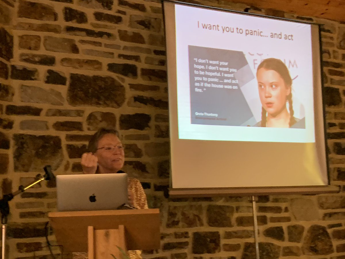 JPvanYpersele's tweet photo. Après une semaine chargée de conférences données et de rencontres, quel bonheur d’écouter mon épouse Martine Capron expliquer comment prendre soin de la Terre tout en prenant soin de nous #ecopsychologie https://t.co/lK4V6SCom3 @CapronMartine https://t.co/Q254KGCpe3
