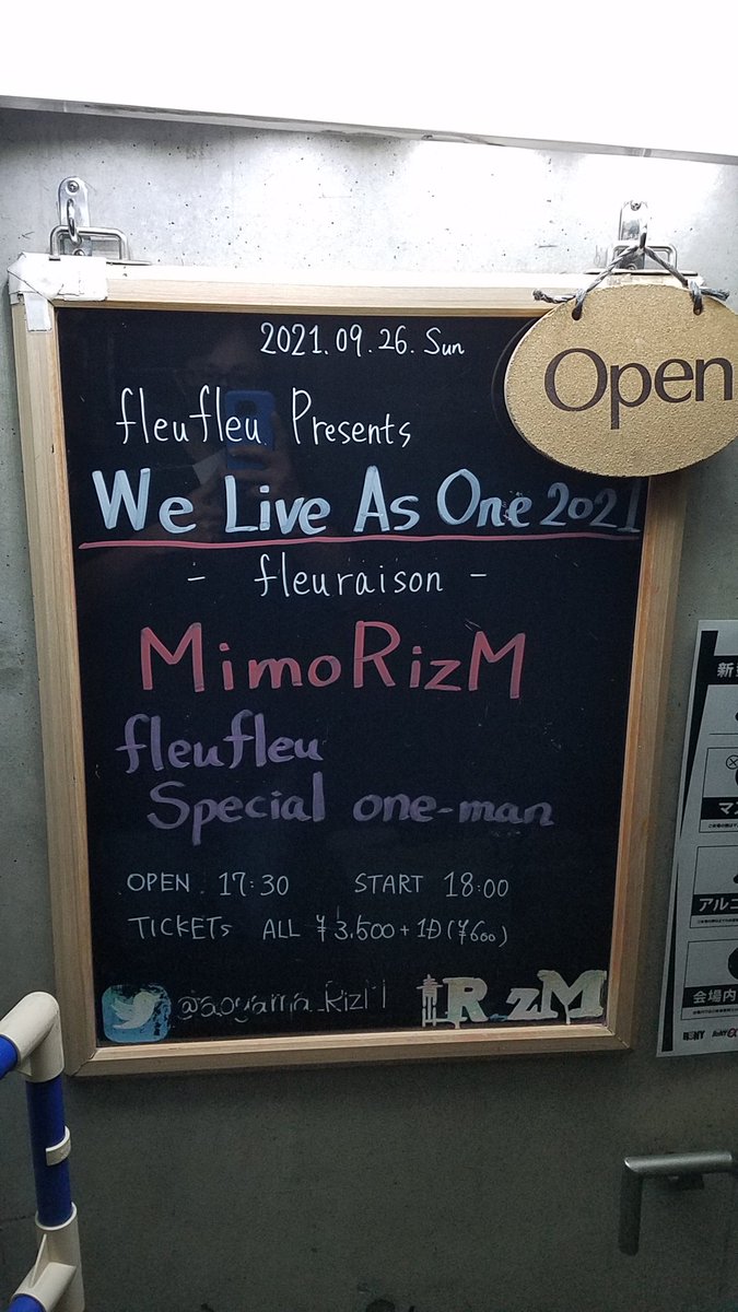 shunpyon814's tweet photo. 次もここ~💐
夜はfleufleu Special one-man🥀
#MimoRizM
#みもりん爆誕
#fleufleu
#WLAO2021 https://t.co/Hu7jOYnCIY