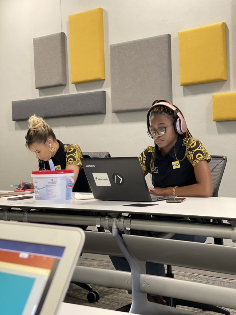 mrslitelu's tweet photo. We are on Day 3 of #TADHackZA 2021. The team is still holding it down and the participants are presenting their covid related tech solutions to the judges! May the best team win! #teamsfacilitators #ayoba #ibm #csgi #globetom #huawei #tcs #contactable #icrdgroup #mtn #techno https://t.co/ijYHvMLPra
