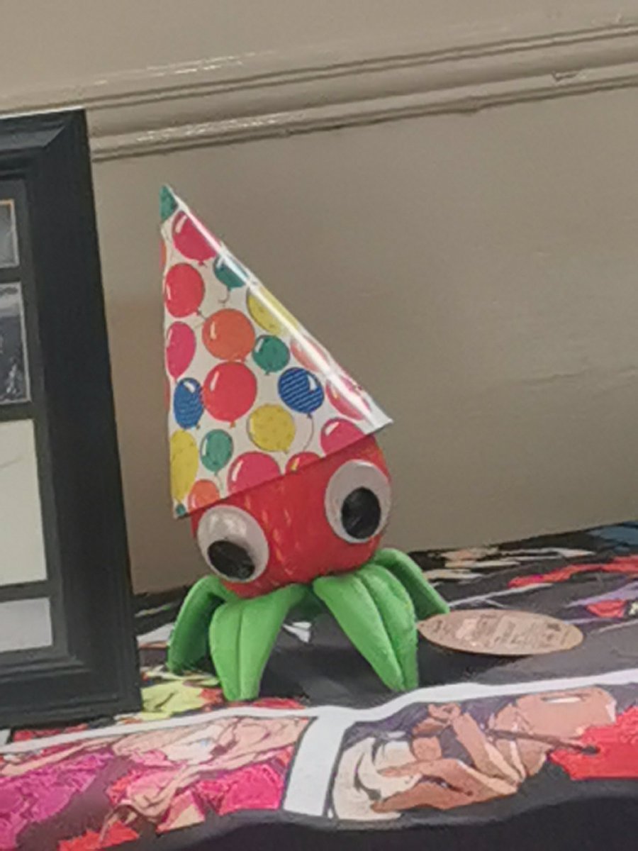 scribsktchscoo's tweet photo. Strabby was the VIP for my birthday party. Hopefully Bunger makes it next year.
@YoungHorses #bugsnax #strabby https://t.co/BHt6O2Kem6