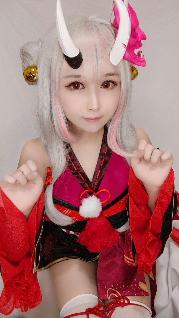 zoe6734's tweet photo. 百鬼大小姐真的太可愛了拉030/

感謝朋友借了夜醬這套~~

先來個自拍照吸一下大小姐的毒

#百鬼綾目 #百鬼あやめ #NakiriAyame #大小姐 #鬼神 https://t.co/KhoazOmIVL