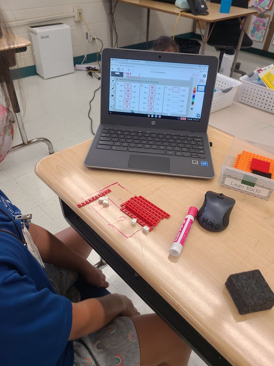 jenepurr's tweet photo. This is why we include #LEGO in our math block.  While this was a mental math lesson on addition, there was an essence of subtraction and borrowing.  @LEGO_Group made it approcable for all learners! #ibhawksfly #learningwithlegos https://t.co/K3jyLPTO4z