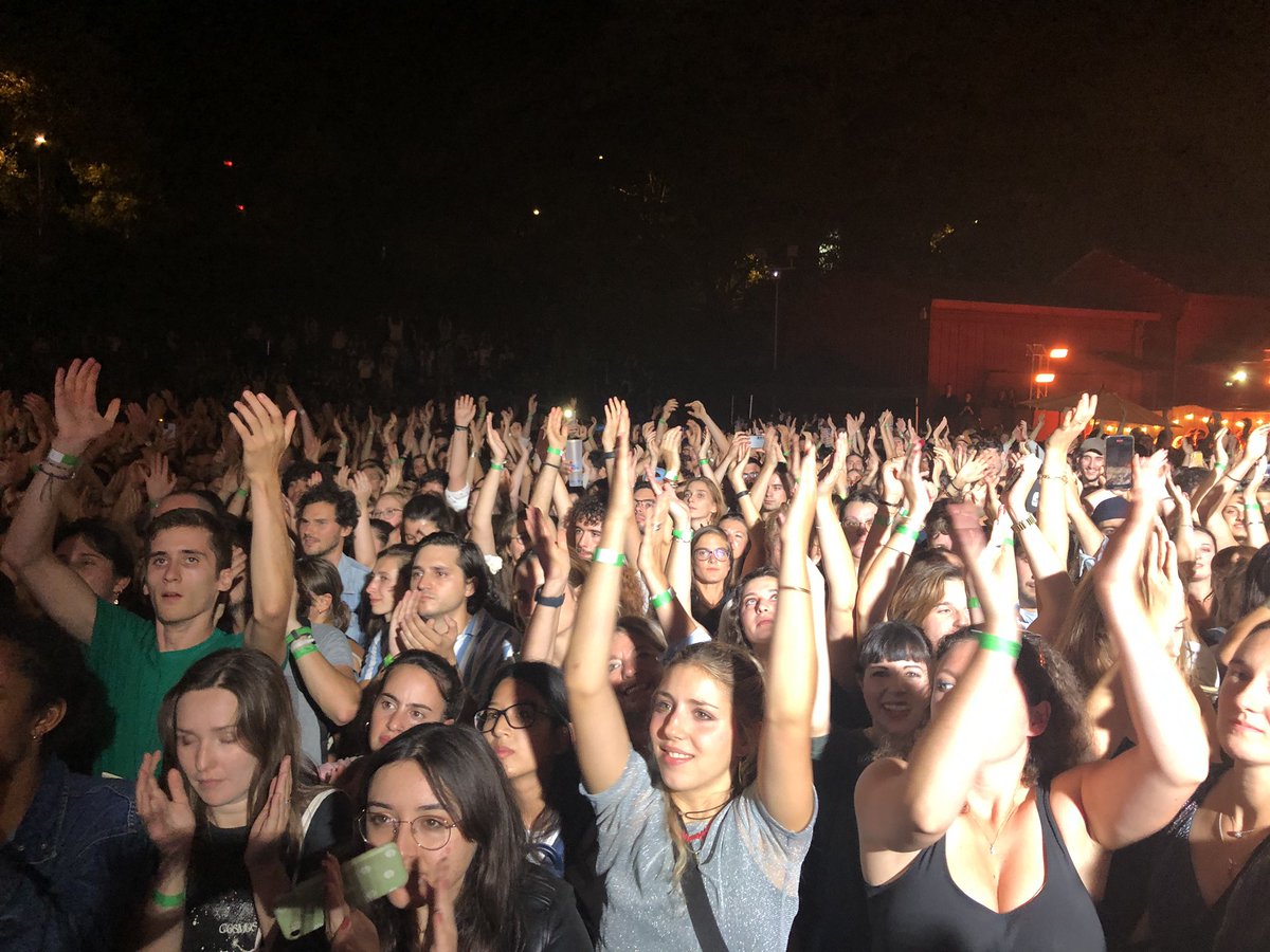 Merci <a href="/le_Parisien/">Le Parisien</a> #ParisParadiis. Ambiance de feu   #47ter. <a href="/emarolle/">Emmanuel Marolle</a> <a href="/gregplou/">Grégory Plouviez</a> <a href="/Eric_Bureau/">Eric Bureau</a> <a href="/yjaegle/">Yves Jaeglé</a> |🎵🎸