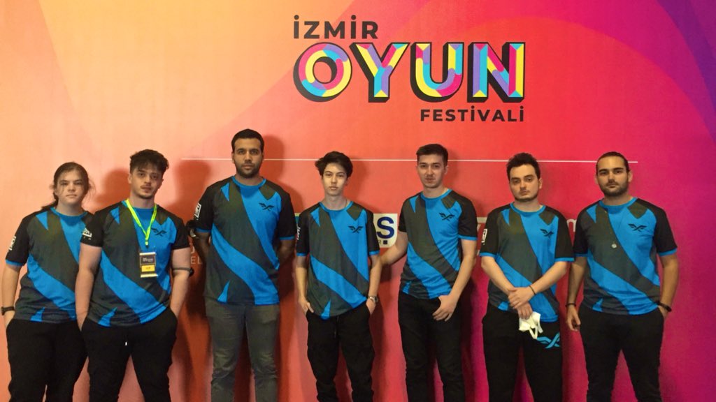 FireFlux E-Sports <a href="/firefluxesports/">Fire Flux Esports</a> FanZone'da!