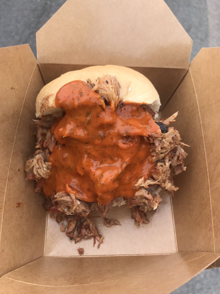 TonyMcAtamney's tweet photo. Brick Lane Sunday Mornings @theribman for breakfast. https://t.co/1ZRY3FDAoT