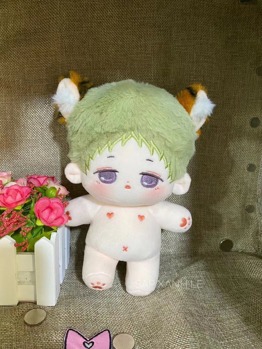 SapXanh's tweet photo. Knock Knock~ Guess who’s finally here OwO #Kotarou #Kotaroudoll #20cmdoll #20cmbaby #1stsample #dollsample #sample #SapXanhLe1stproject https://t.co/BON3YSNiZy