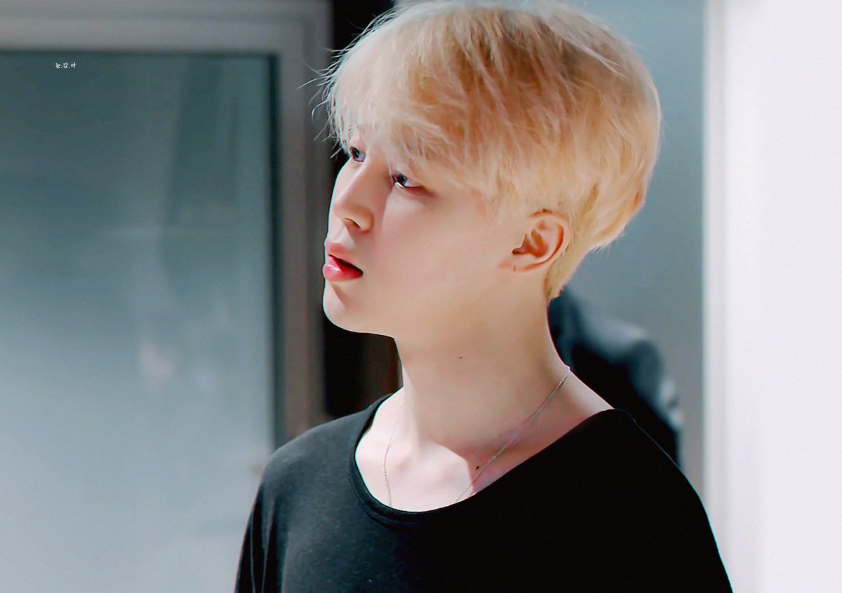 JMcloseeyes's tweet photo. #지민 #JIMIN #BTS @BTS_twt  

💛 https://t.co/m2n8NRoR9Z