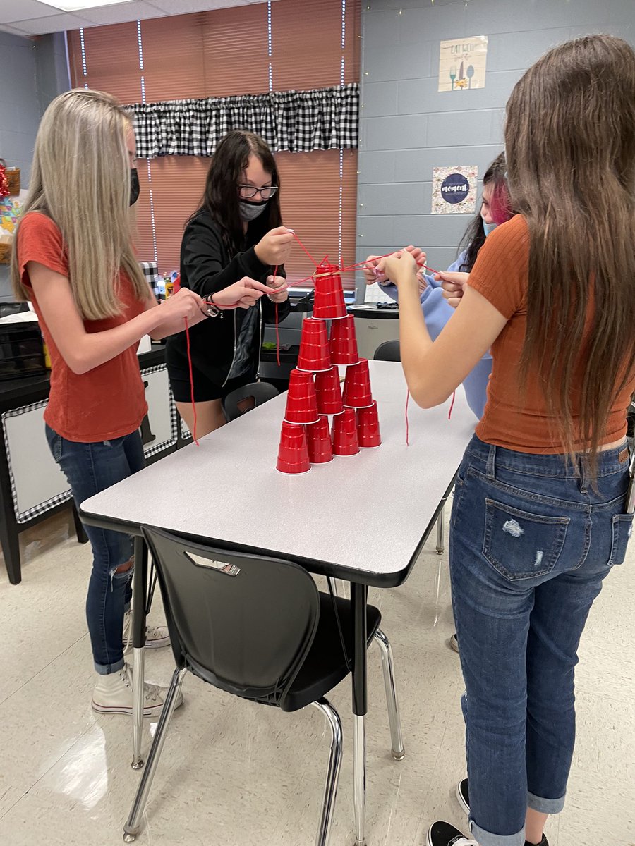 virginiafccla's tweet photo. The Gate City High School @NationalFCCLA chapter participated in fun #VAFCCLA team-building activities to start off the school year! Trying to build a tower of #FCCLA-red cups with “no hands” is a great idea for an interest meeting. Thanks for encouraging students to #JoinFCCLA! https://t.co/jAbvFkBvSN
