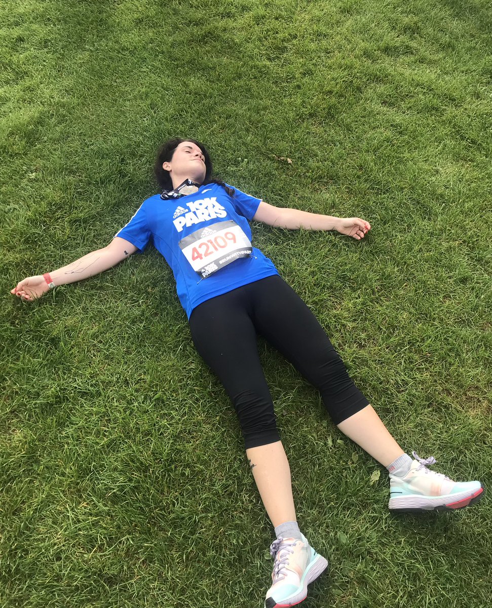 Course <a href="/adidas10kParis/">adidas 10K Paris</a> : Avant / Après ! 😅
Fière de moi &amp; de mon mental qui m'a permis d'aller au bout de La Parisienne il y a 15 jours, et de la 10km Adidas aujourd'hui malgré une forme loin d'être olympique.
Si j'avais encore des jambes je sauterais de joie ! 😅#RUNWITHPARIS