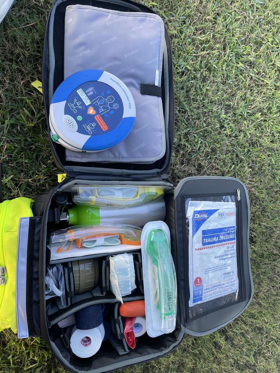 dillon_atc_emt's tweet photo. Arrived at a PRN event this morning and the first question I got asked was do I have an AED?
Well yes maโam I do, that and about 30 other tools to help save a life.
With an #athletictrainer on site, you can ensure your athletes are safe. Especially an AT with an #ohshitkit https://t.co/c5QM4FLsPE