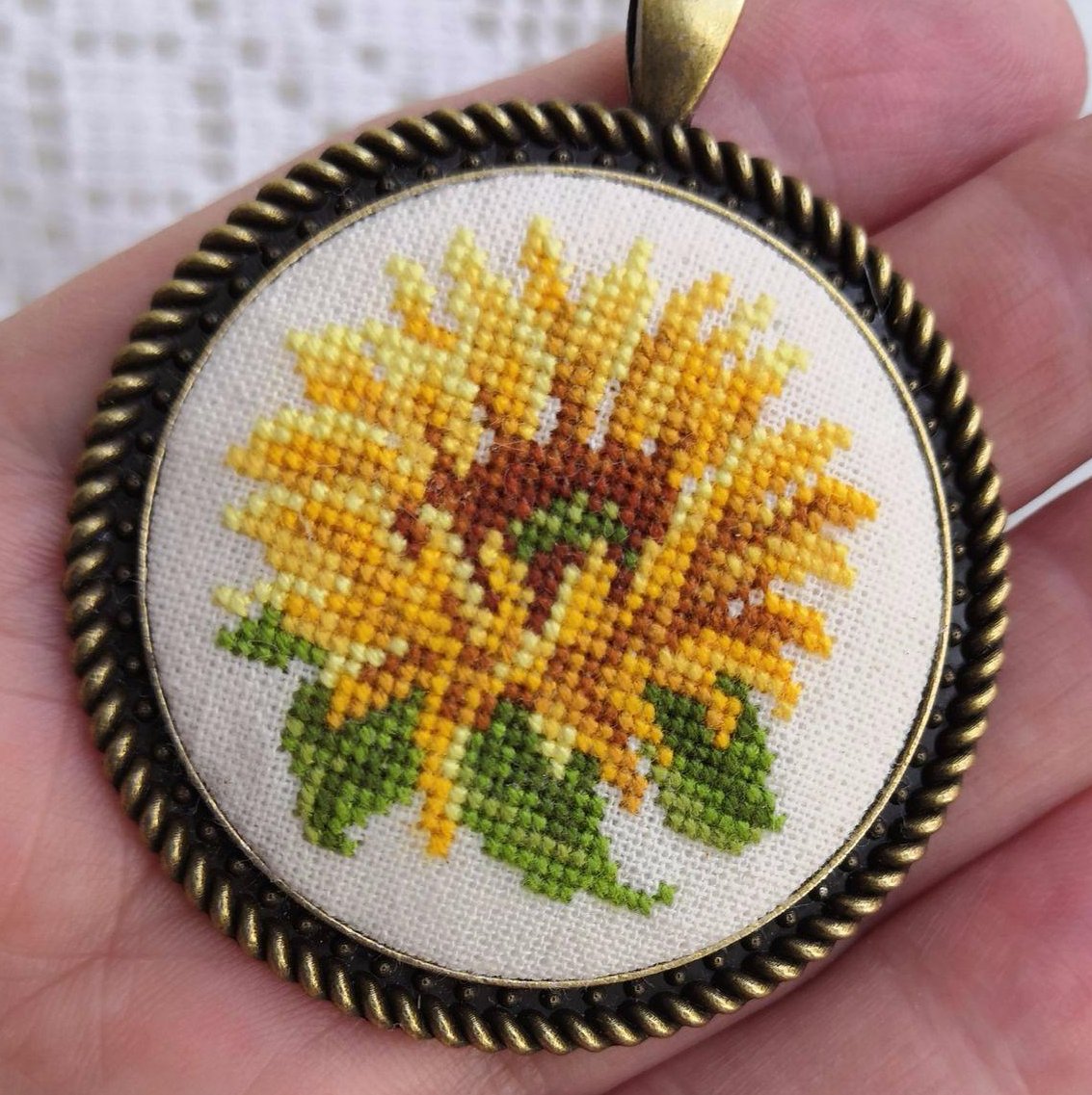 VWagner30's tweet photo. Handmade Sunflower pendant
💰20.00
Bitify: Escrow Available, Accepting #LTC #BTC
Openbazaar: #LTC #BTC #ETH #BCH
Direct payment: accepting your Altcoin
Free world wide shiping
#bitify #openbazaar
https://t.co/i3YYDKlbUG via @bitify_com https://t.co/wj2dD2V5vI