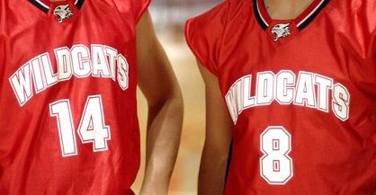WESTBORNS_FL's tweet image. 6. woah, two basketball players. you guys can see the name of their club. 

what series have they played in?