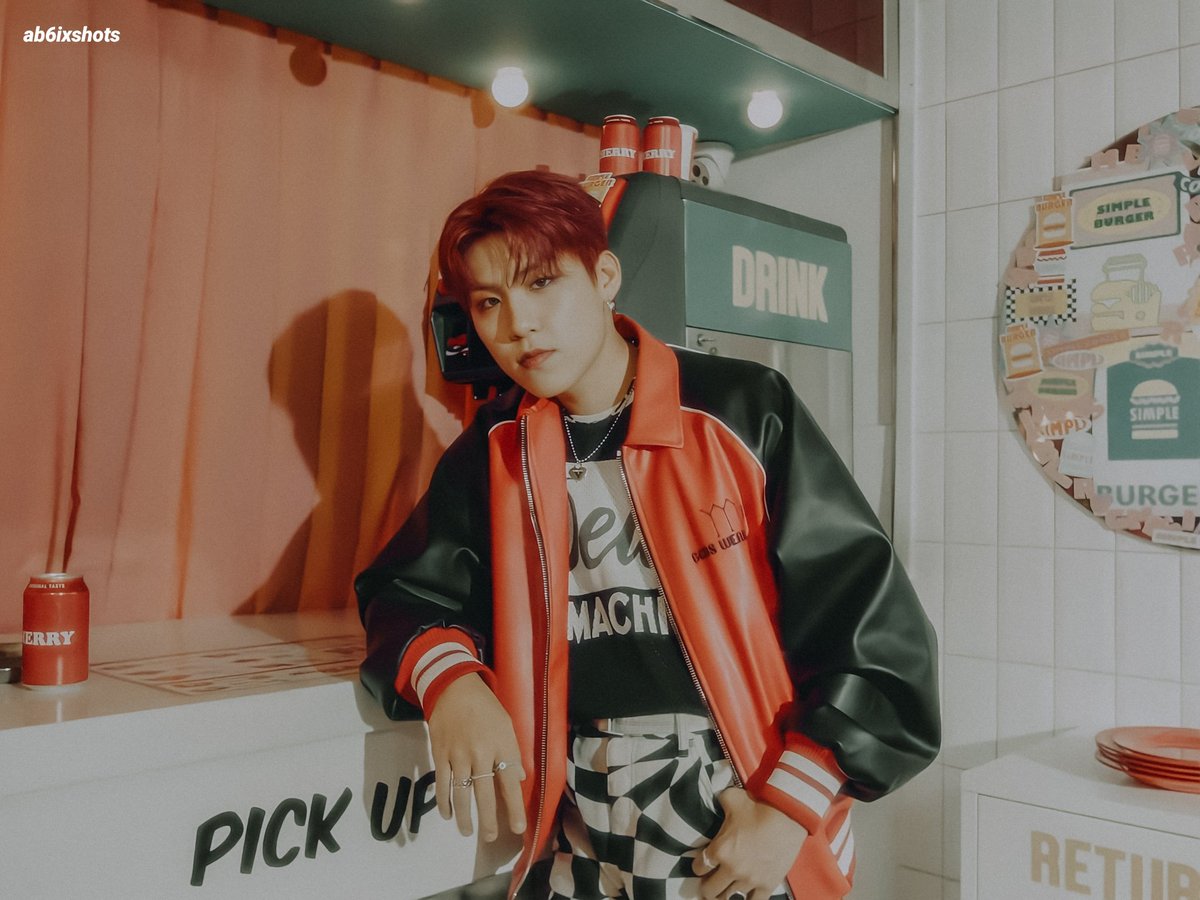 ab6ixshots's tweet photo. you are my cherry on top like berry on top 🍒

#예삐들과_체리_얌
#CHERRY_ON_AB6IX
#AB6IX #에이비식스 
#전웅 #김동현 #박우진 #이대휘 https://t.co/MQj6qbk2m6