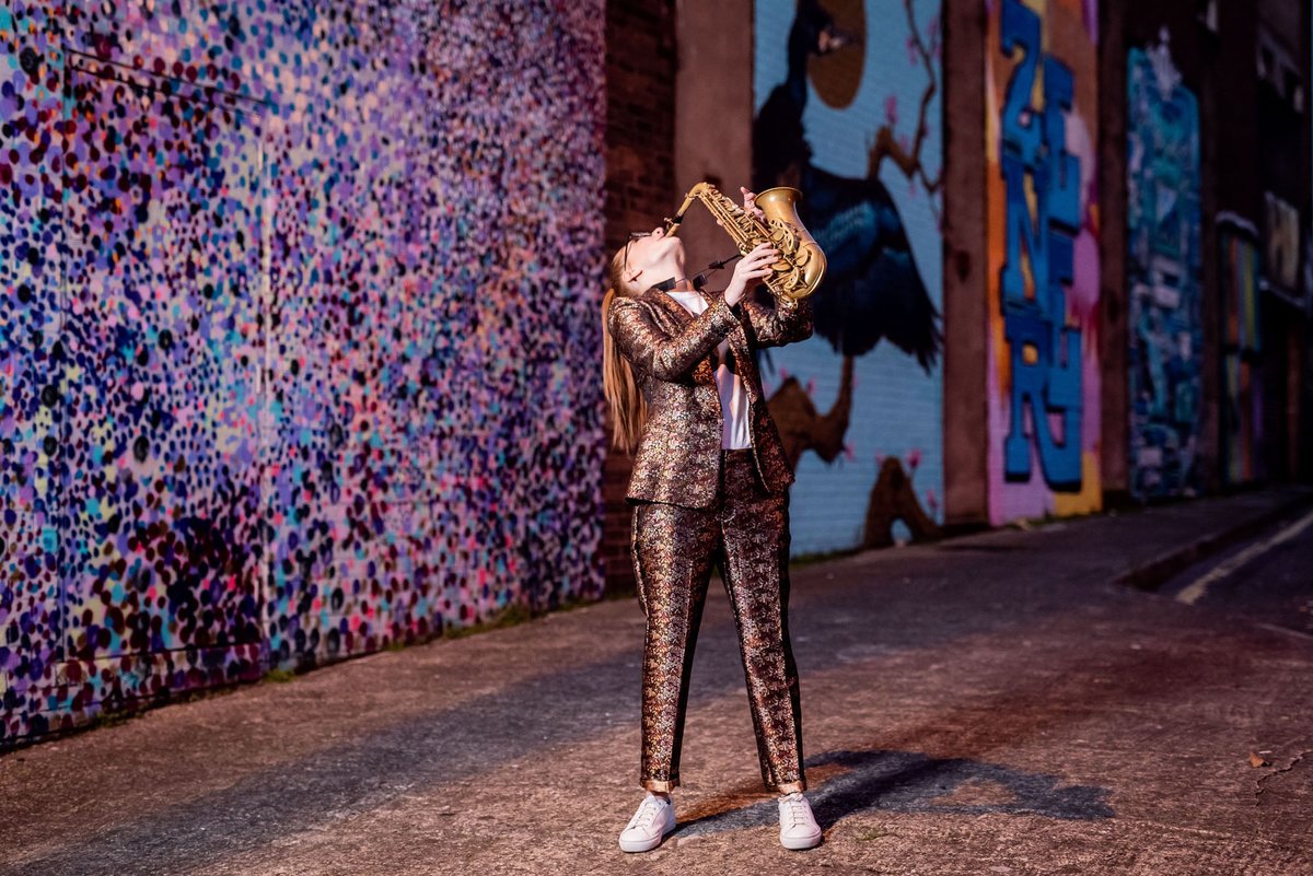 Come and watch the fabulous saxophonist Jess Gillam play with the English Schools' Orchestra on Sunday 31 October at  London's St. John's Smith Square. Tickets start from just £10!
sjss.org.uk/events/english…
(Photo Jess Gillam Credit Robin Clewley)