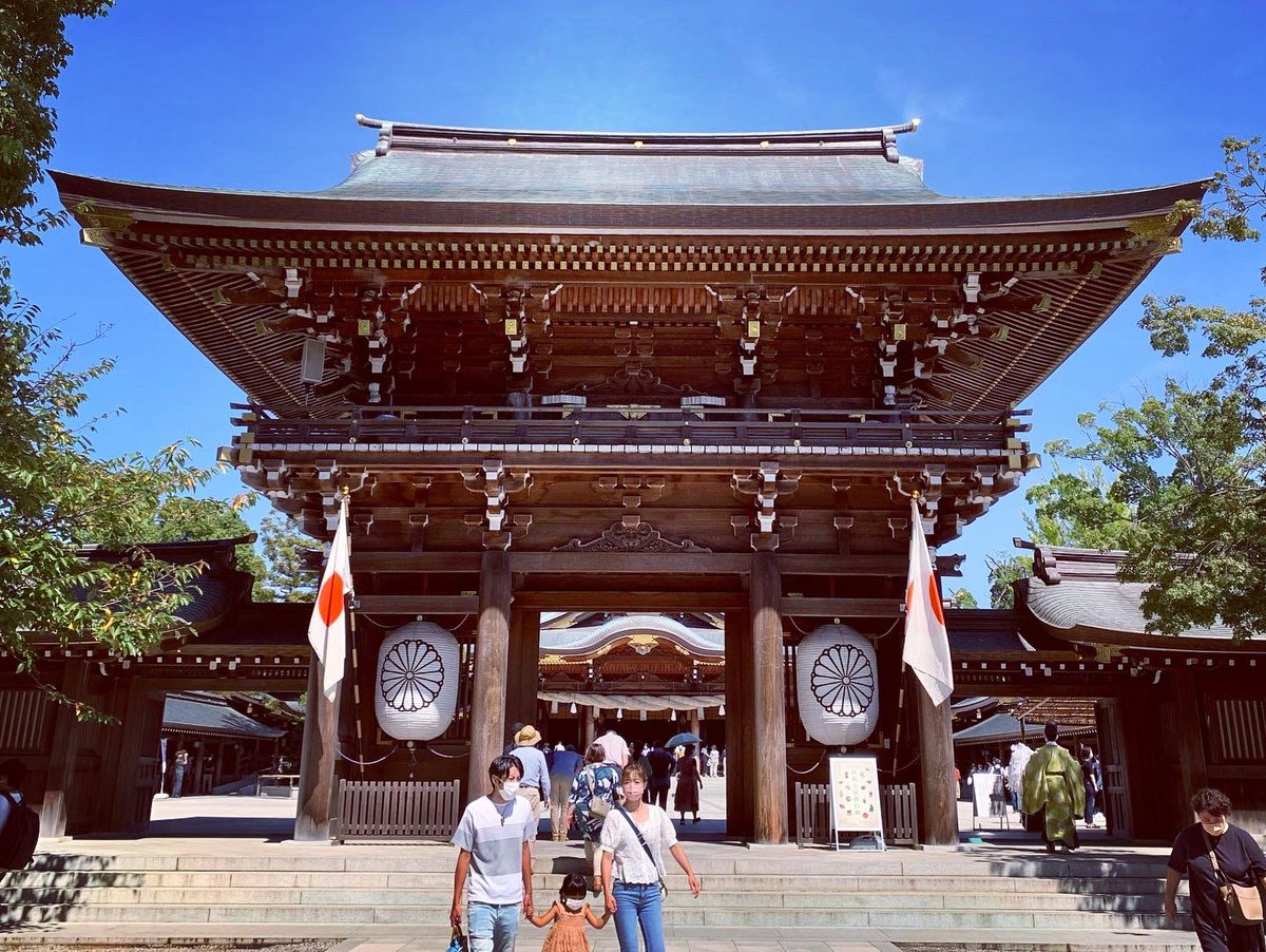 collection_hill's tweet photo. Visited Samukawa shrine at Autumn Equinox Day, where is very famous for one of spiritual spots, positioning on ray line in Japan, especially, the sun’s energy focuses on here, so strong! 😵☀️
#samukawashrine #寒川神社 #rayline #spiritual #AutumnEquinox #autumnequinox https://t.co/4465u6buX5