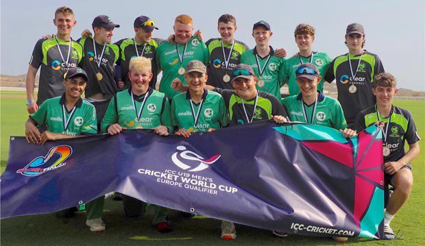 Huge congrats to the Ireland Under 19s in qualifying for the World Cup – and in particular to the 8 lads from Leinster

Tim Tector, Diarmuid Burke, Jamie Forbes, Philippe Le Roux, Nathan McGuire, Muzamil Sherzad, David Vincent &amp; Luke Whelan 

#futuresbright #proud